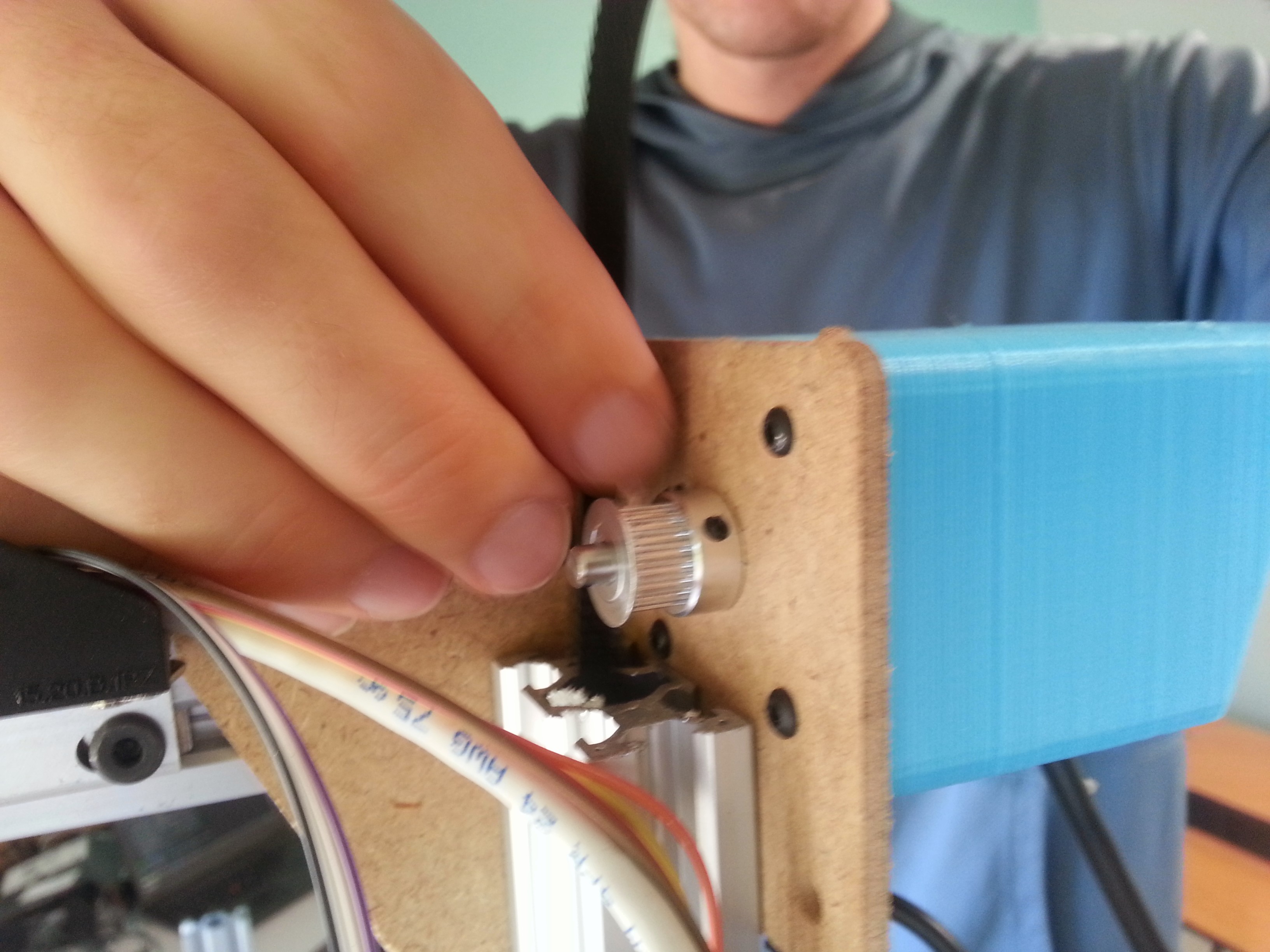 V5_Belt_Feed_1.jpg V5_Belt_Feed_1.jpg