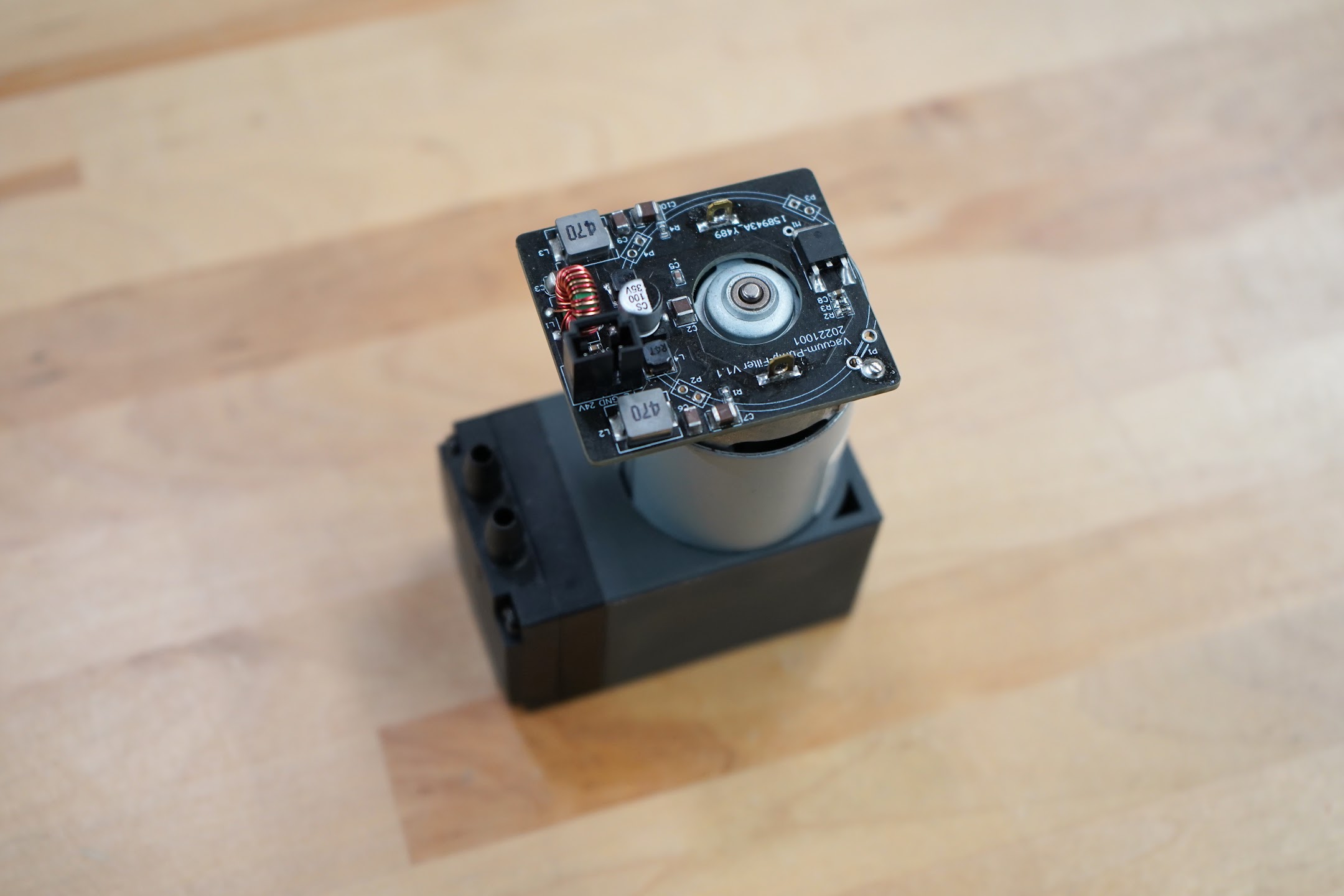 vacuum_pump_rev_b_2.jpeg