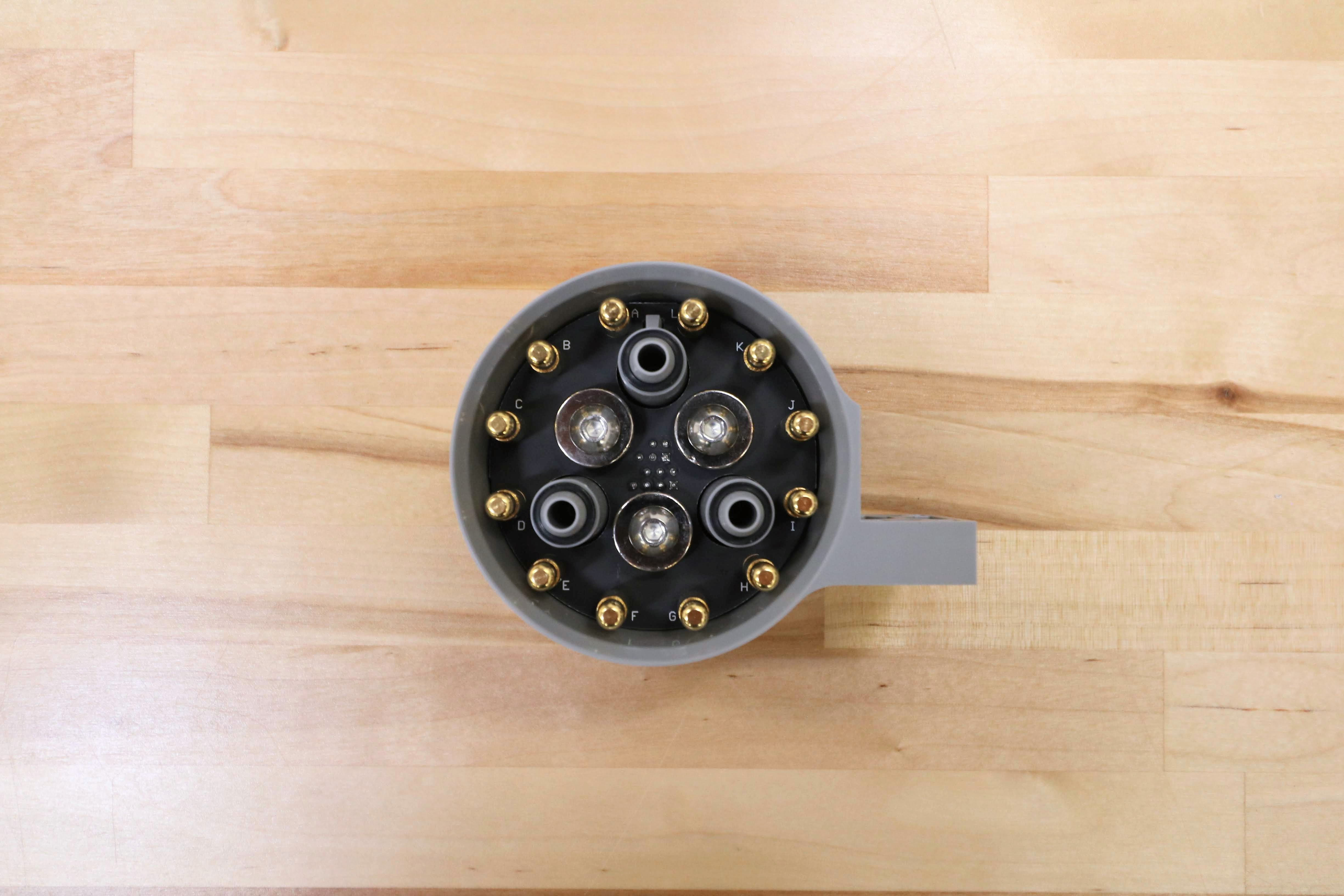 utm_bottom_view.jpg
