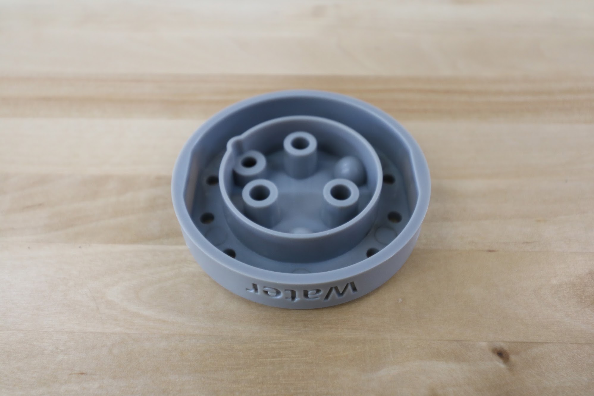 watering_nozzle_top_inside.jpg